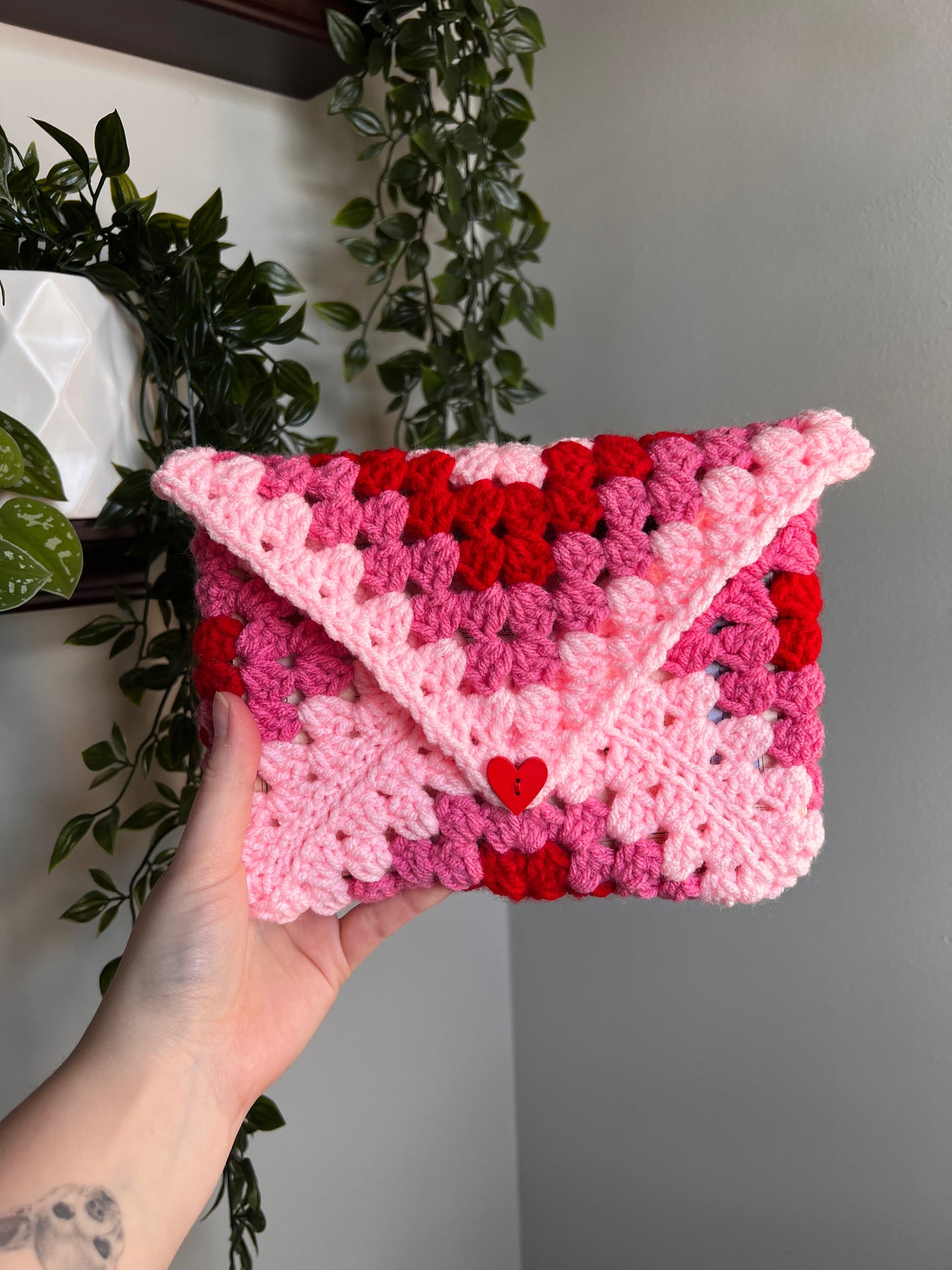 Red & Pink Kindle/Book Sleeve