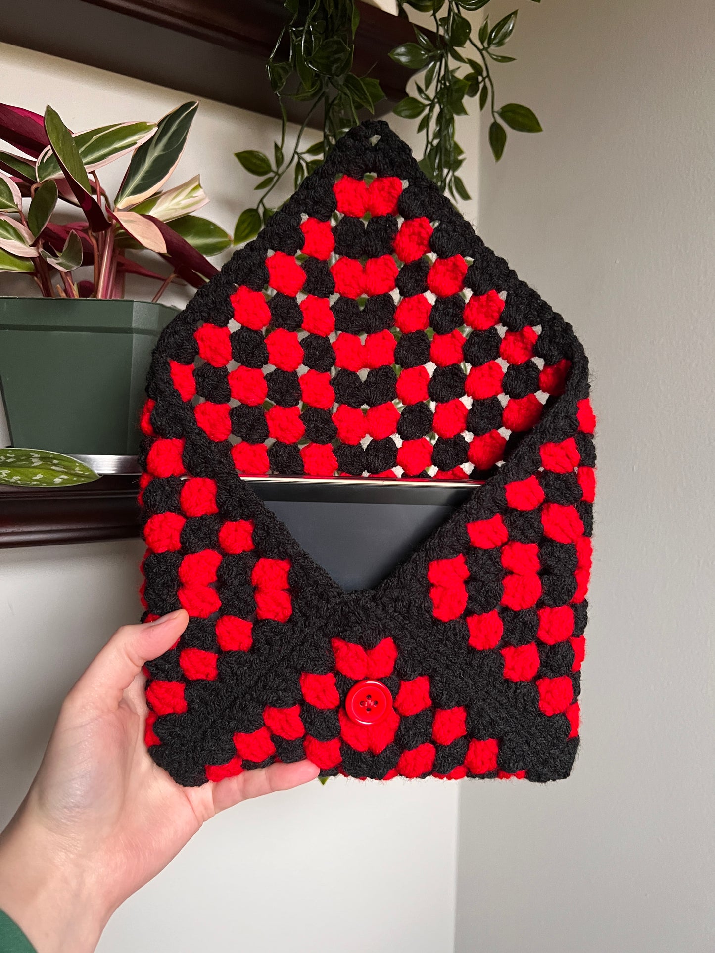 Red and Black Crochet Kindle/Book Sleeve
