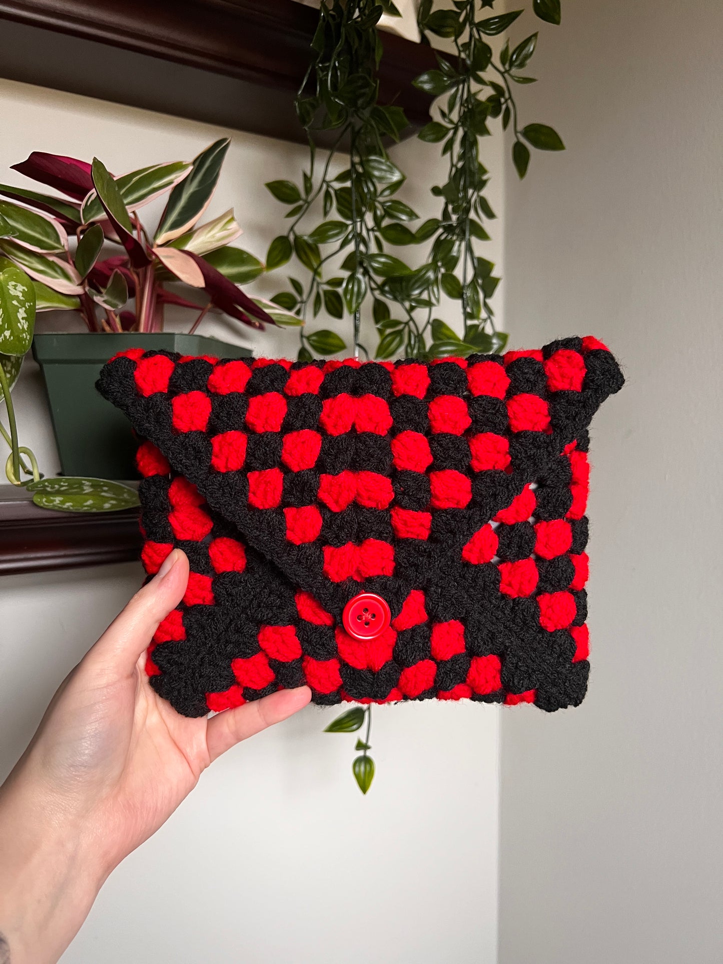 Red and Black Crochet Kindle/Book Sleeve