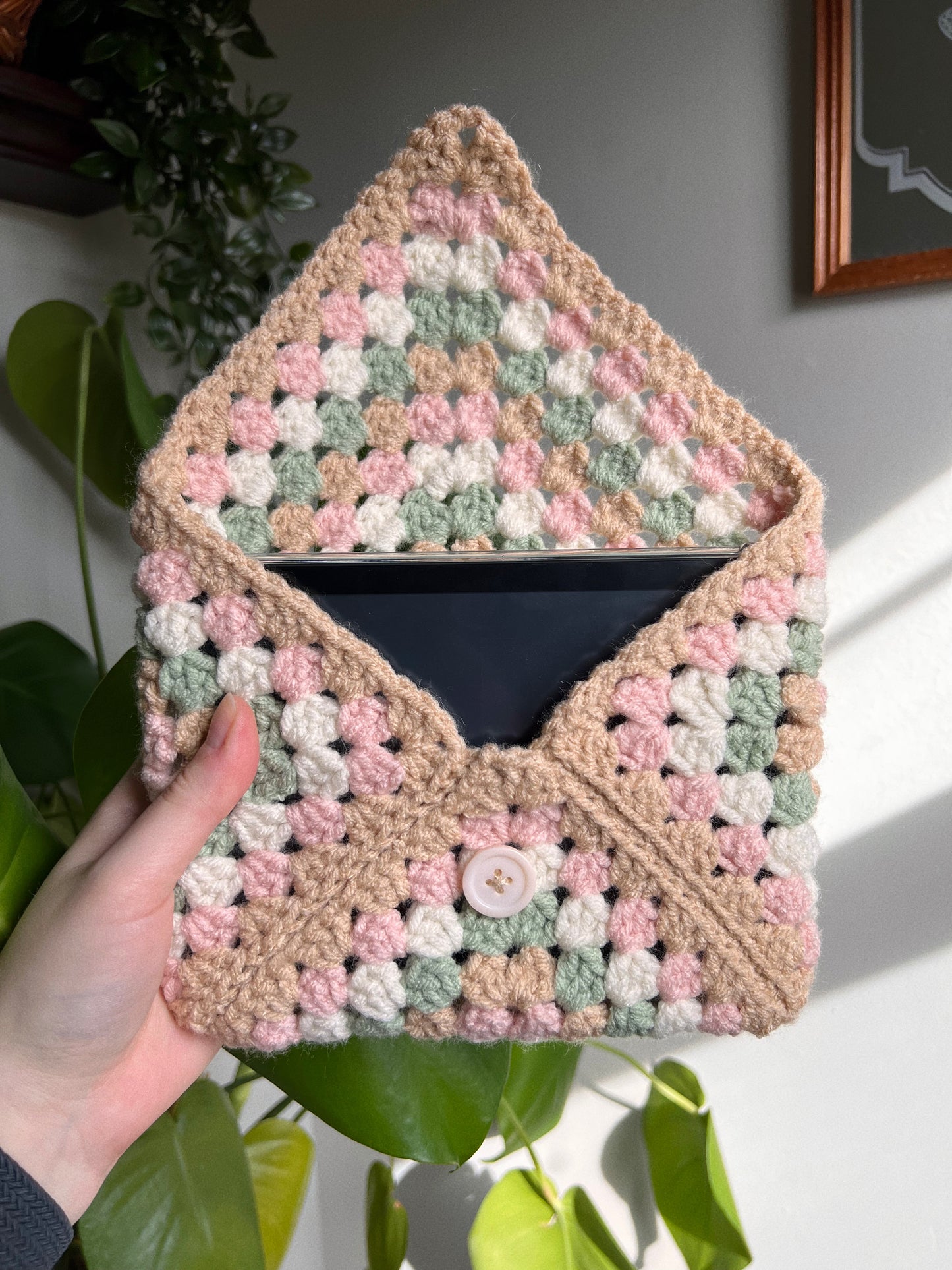 Crochet Kindle Sleeve