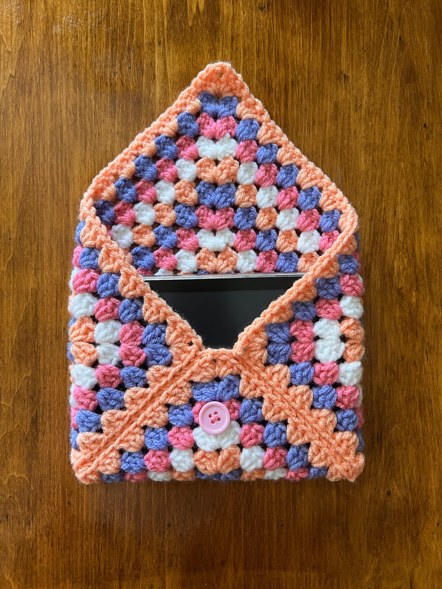 Granny Square Kindle/Book Sleeve