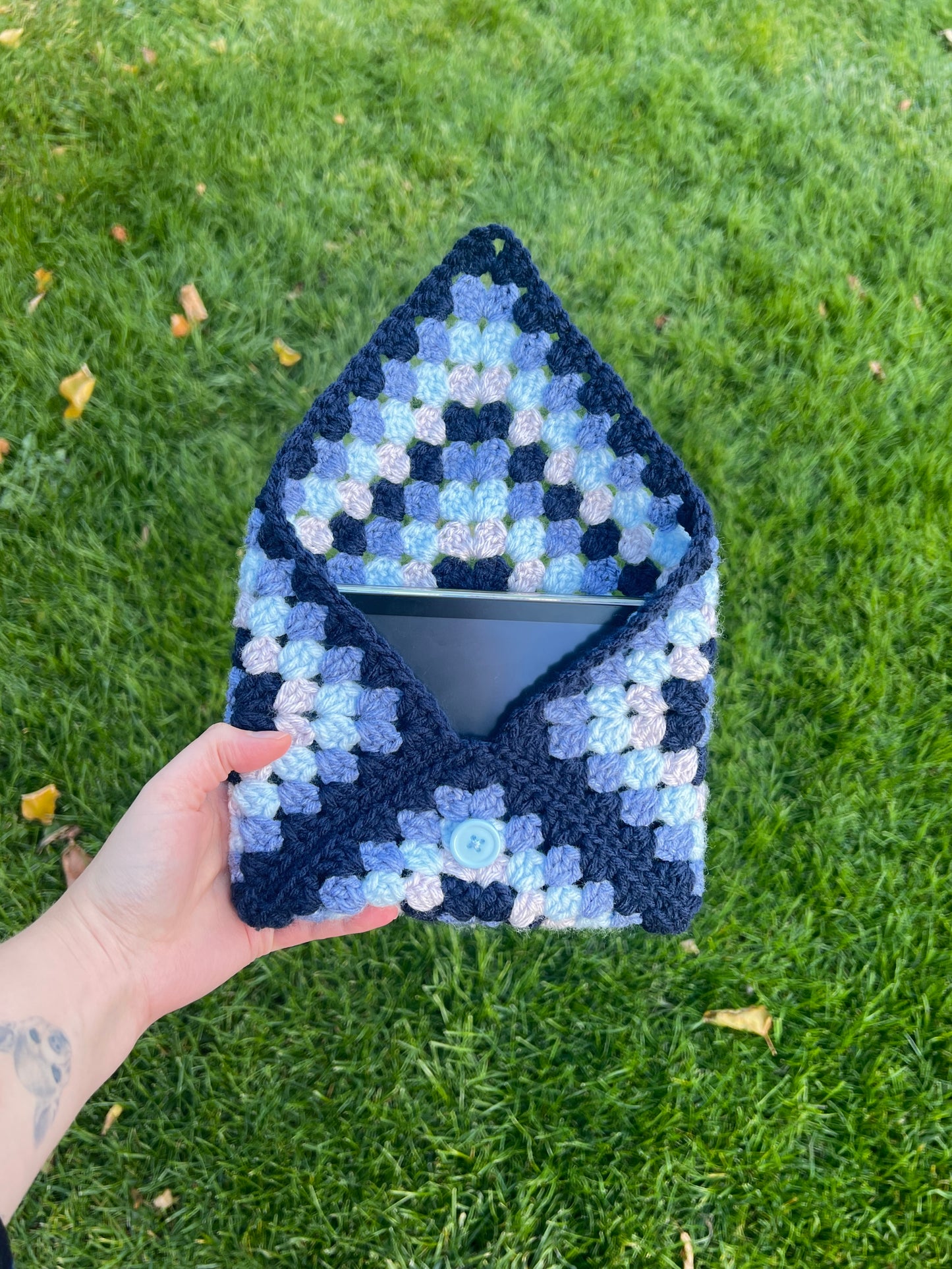 Blue Kindle/Book Crochet Sleeve