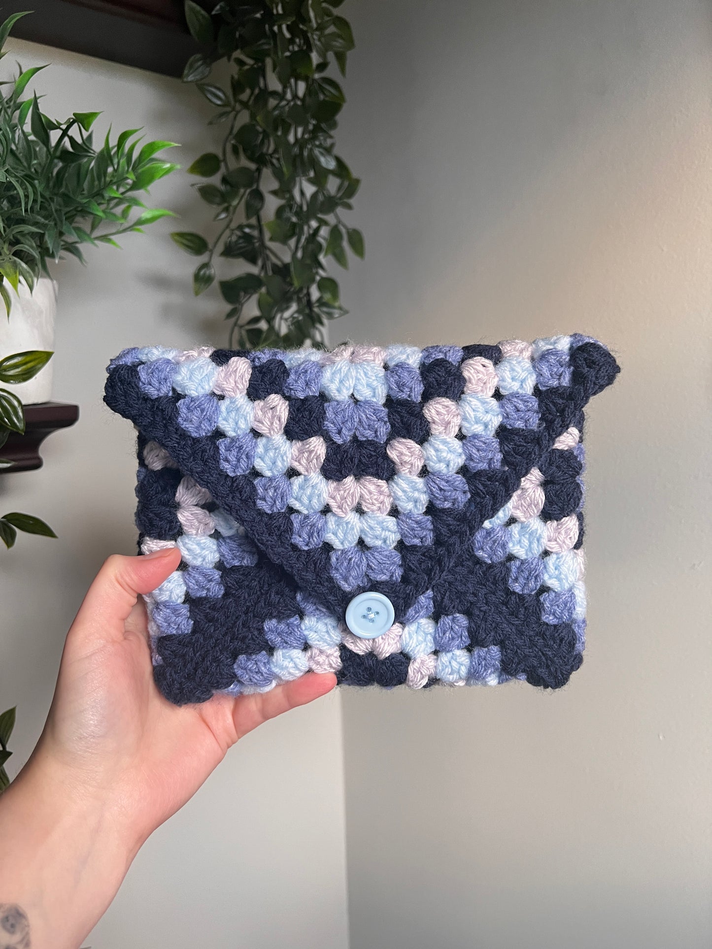 Blue Kindle/Book Crochet Sleeve